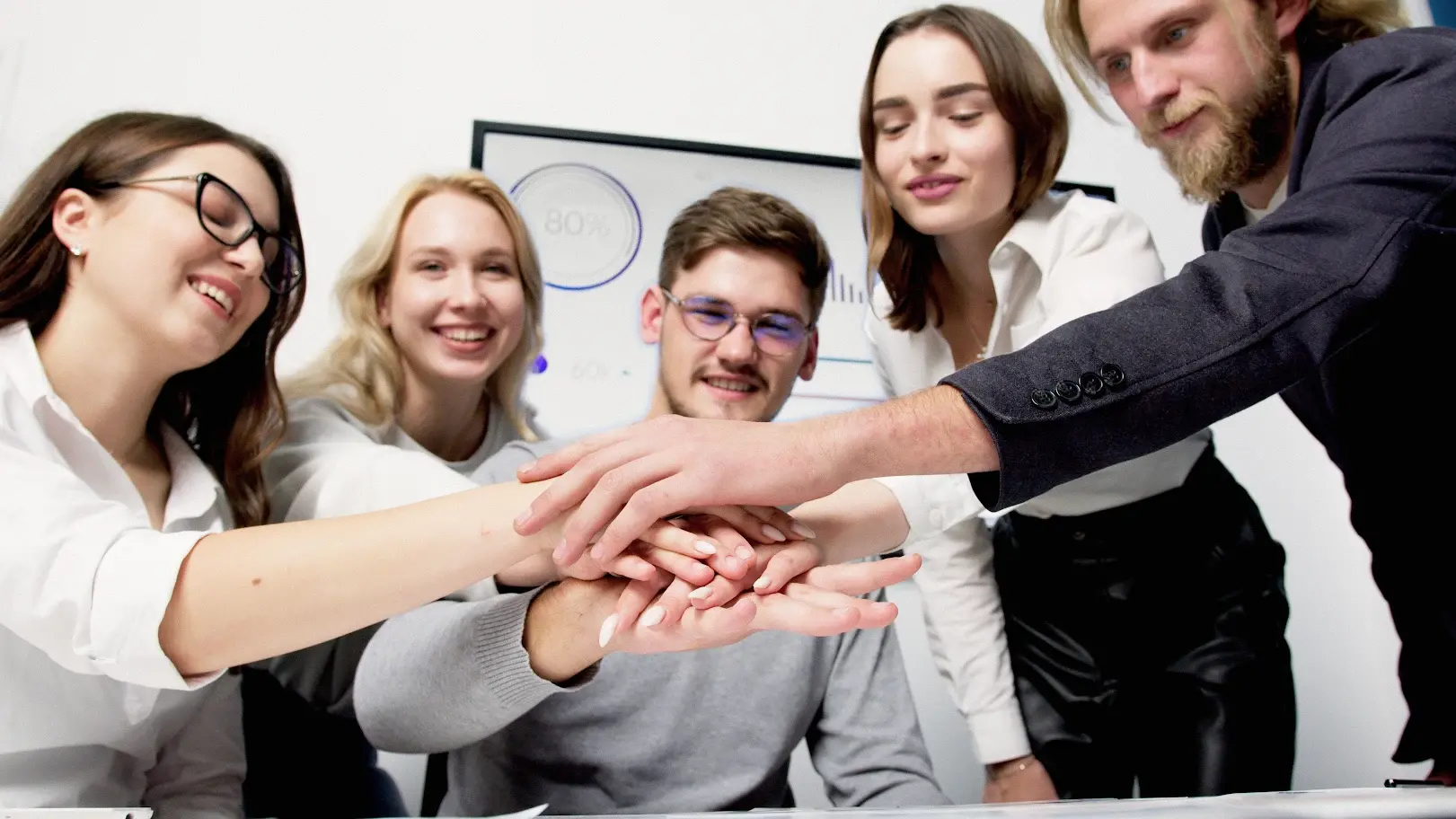Recroot Creator Partner Program helping creators earn 30% recurring commission
